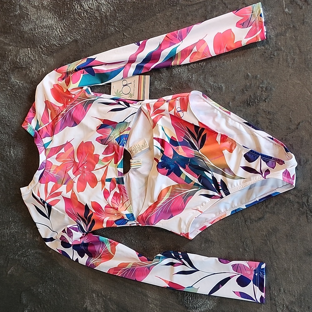 OP NWT Cutout Swimsuit Tropical White